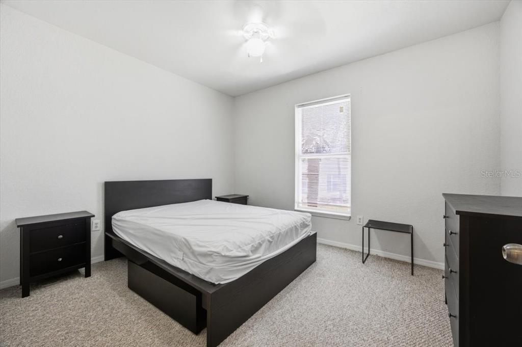 В аренду: $1,200 (1 спален, 1 ванн, 808 Квадратных фут)