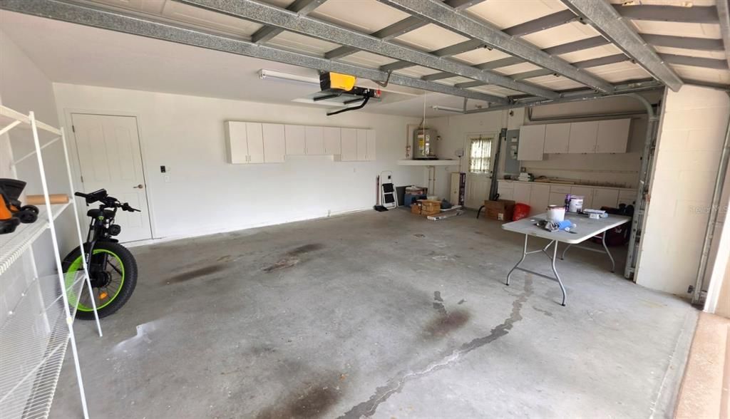 En Venta: $429,900 (4 camas, 3 baños, 2206 Pies cuadrados)