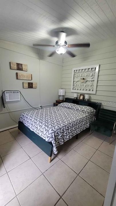 На продажу: $499,900 (4 спален, 2 ванн, 3226 Квадратных фут)