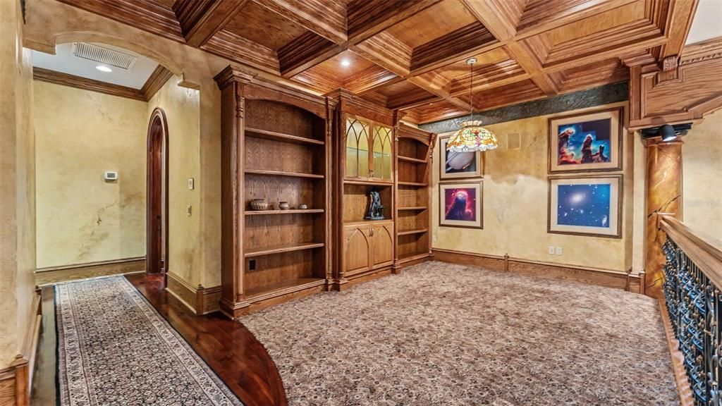 На продажу: $2,750,000 (4 спален, 3 ванн, 7080 Квадратных фут)