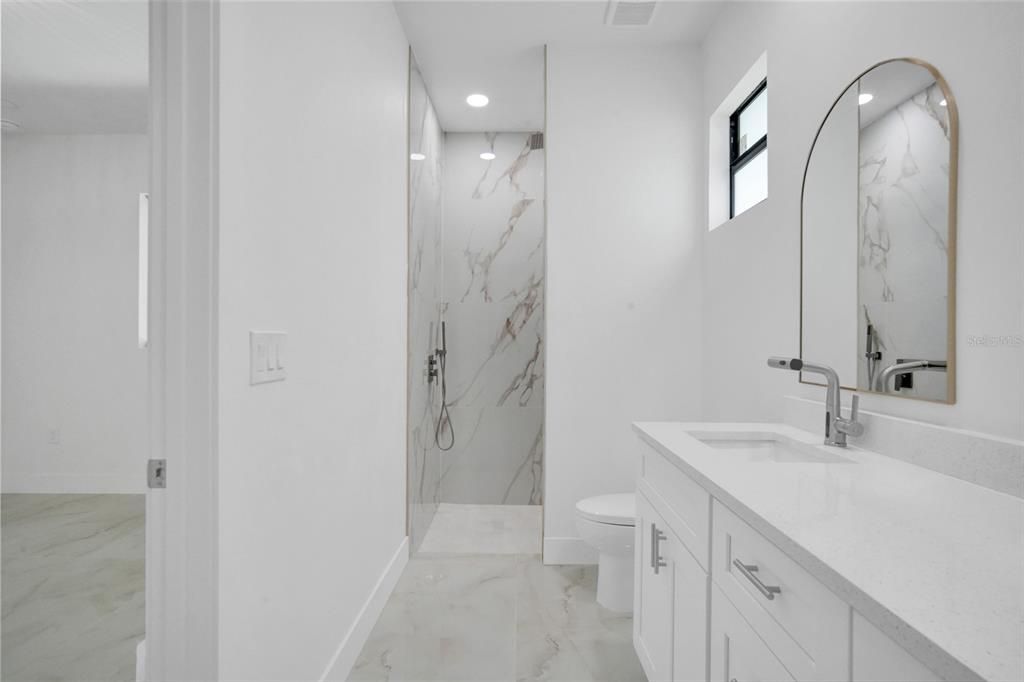 En Venta: $289,000 (2 camas, 2 baños, 1195 Pies cuadrados)