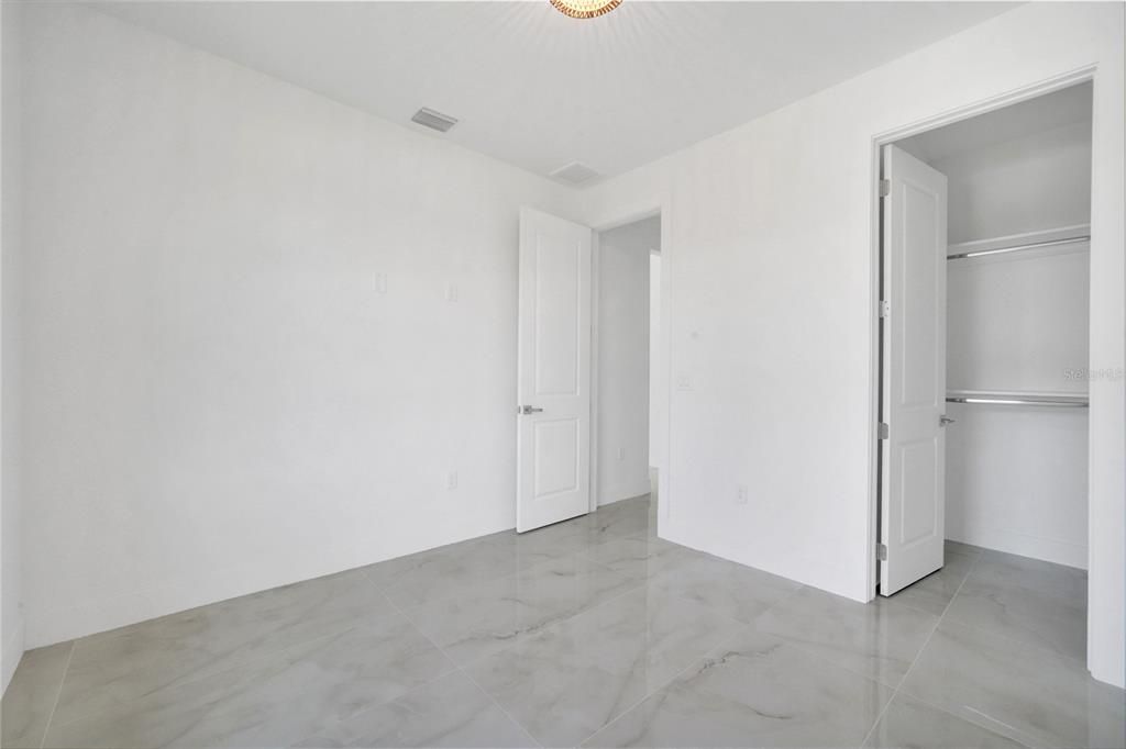 En Venta: $289,000 (2 camas, 2 baños, 1195 Pies cuadrados)