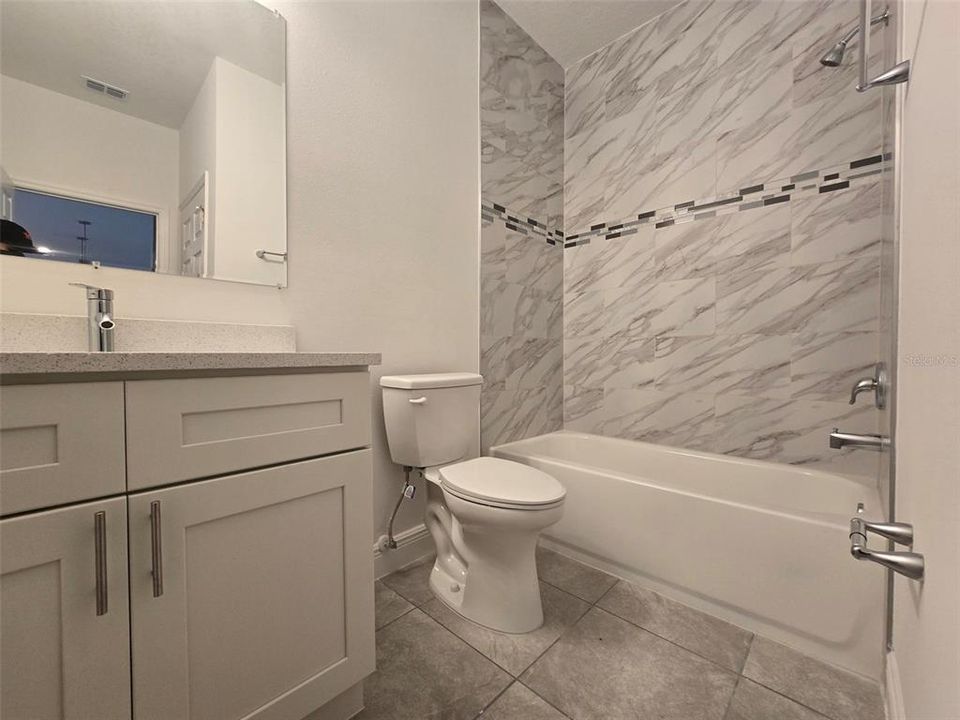 For Rent: $2,100 (4 beds, 2 baths, 0.24 Square Feet)
