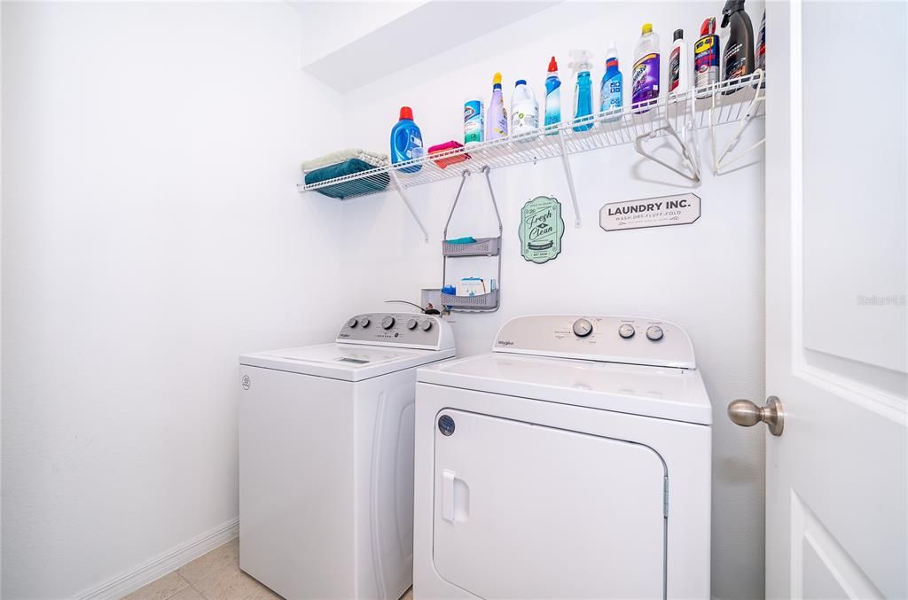En Venta: $410,000 (3 camas, 2 baños, 1692 Pies cuadrados)