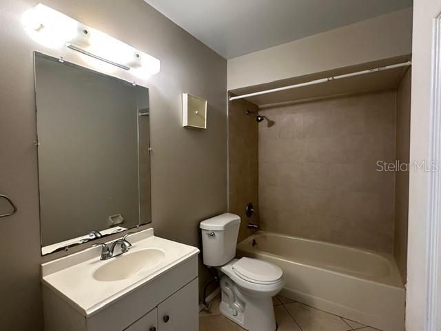 В аренду: $1,650 (2 спален, 2 ванн, 1056 Квадратных фут)