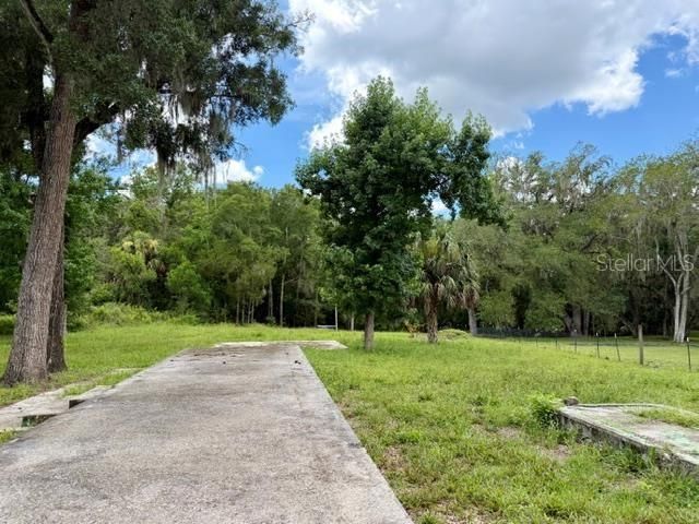 待售: $59,900 (0.60 acres)