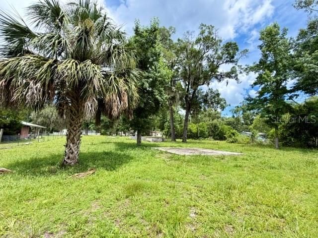 待售: $59,900 (0.60 acres)
