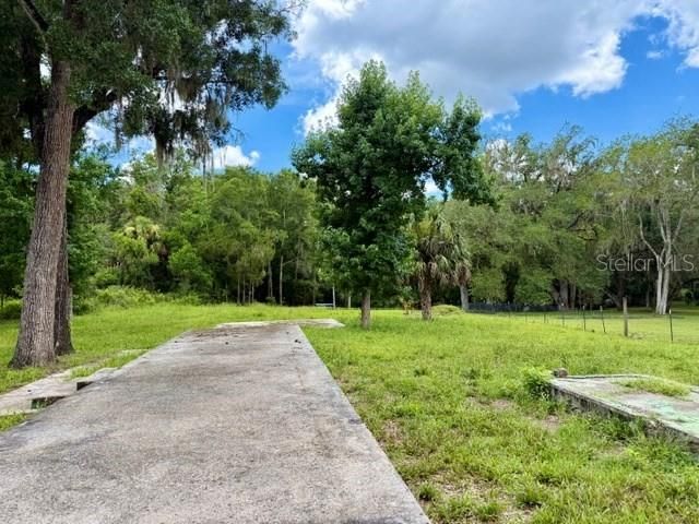待售: $59,900 (0.60 acres)