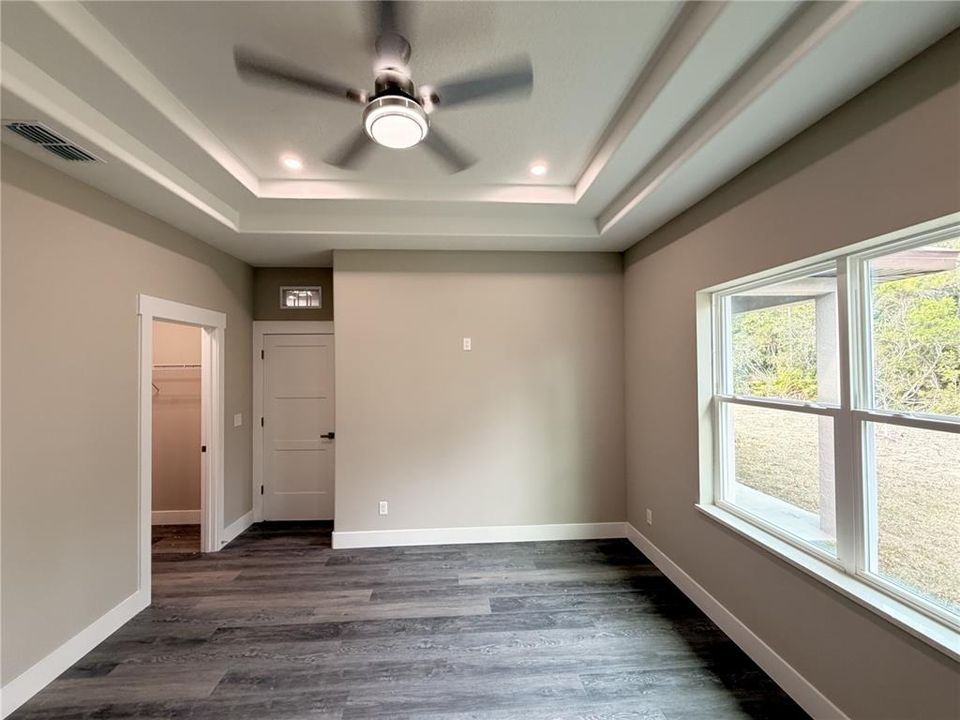 For Rent: $1,800 (3 beds, 2 baths, 1200 Square Feet)