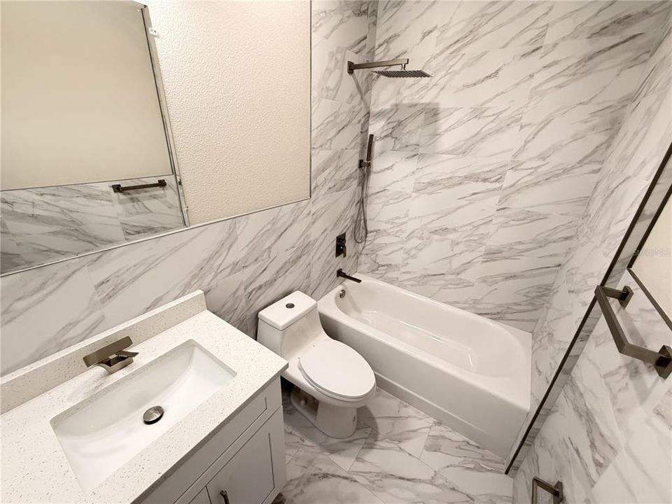 For Rent: $1,800 (3 beds, 2 baths, 1200 Square Feet)