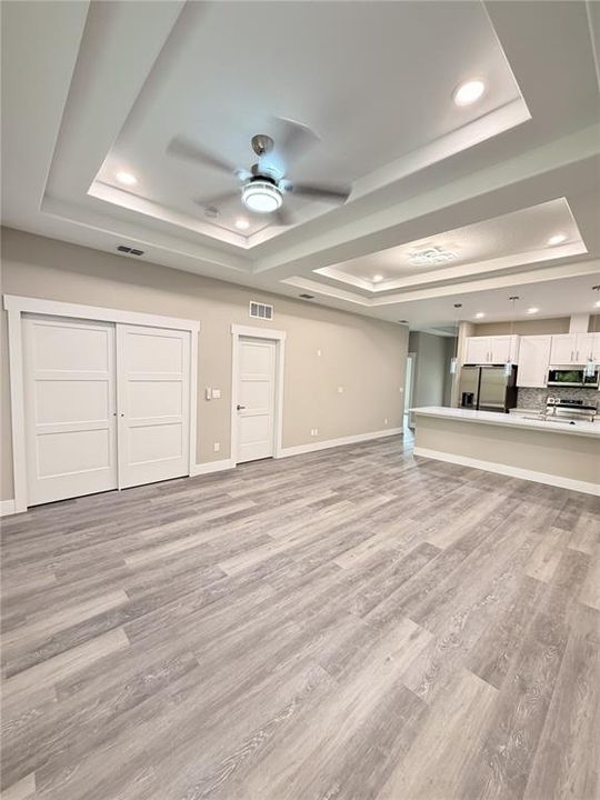 For Rent: $1,800 (3 beds, 2 baths, 1200 Square Feet)
