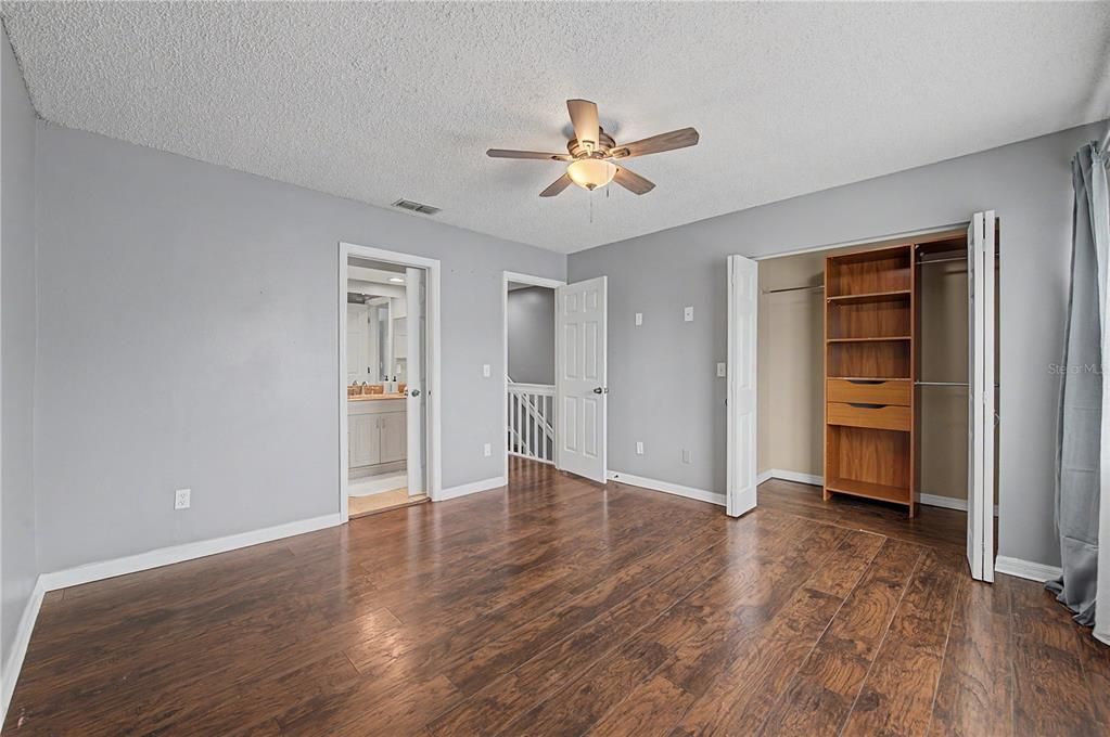В аренду: $1,790 (2 спален, 1 ванн, 1048 Квадратных фут)