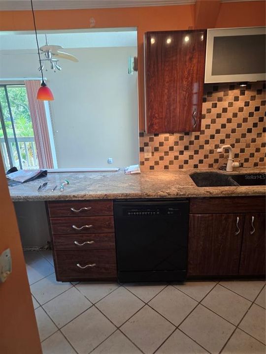 En Venta: $169,900 (2 camas, 2 baños, 1024 Pies cuadrados)