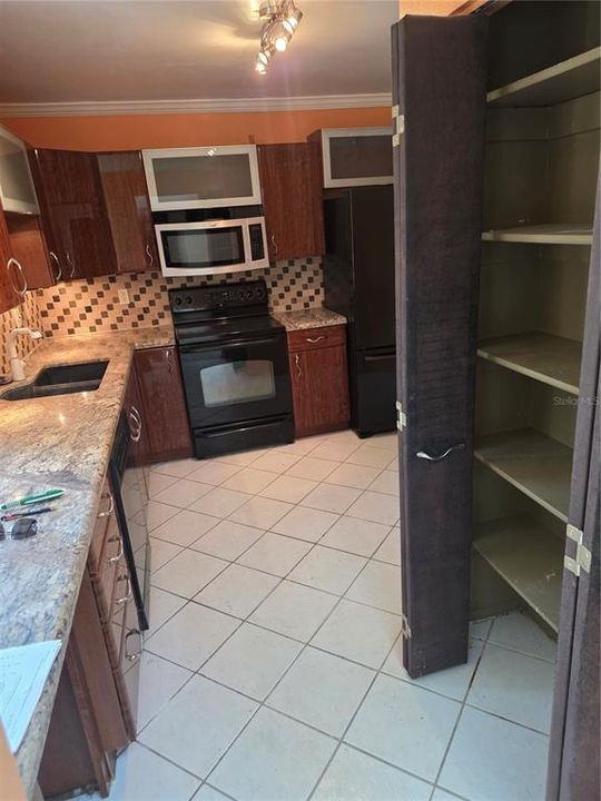En Venta: $169,900 (2 camas, 2 baños, 1024 Pies cuadrados)