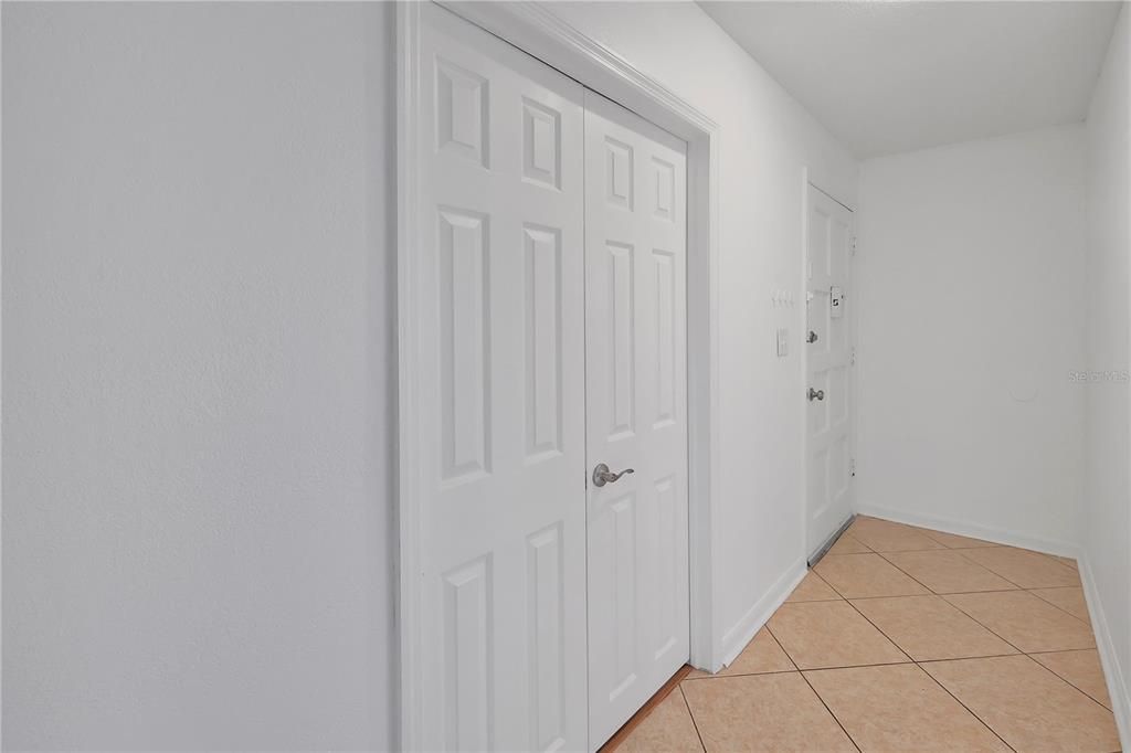 En Venta: $225,000 (3 camas, 2 baños, 1271 Pies cuadrados)