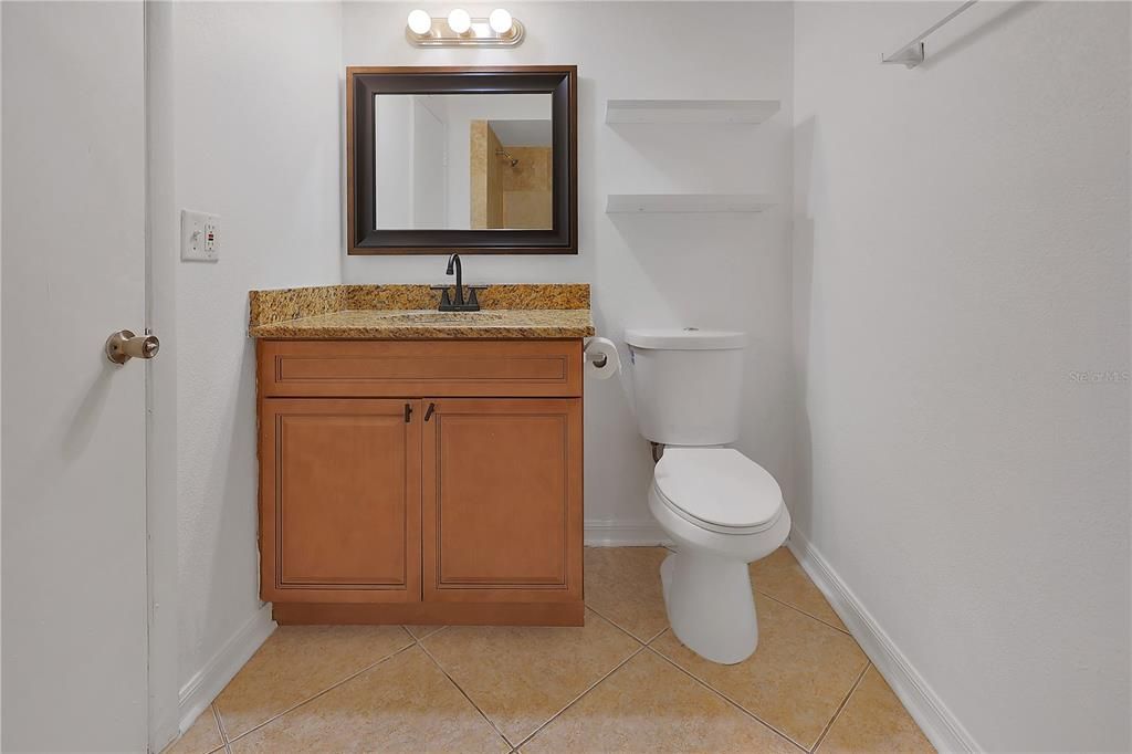 En Venta: $225,000 (3 camas, 2 baños, 1271 Pies cuadrados)