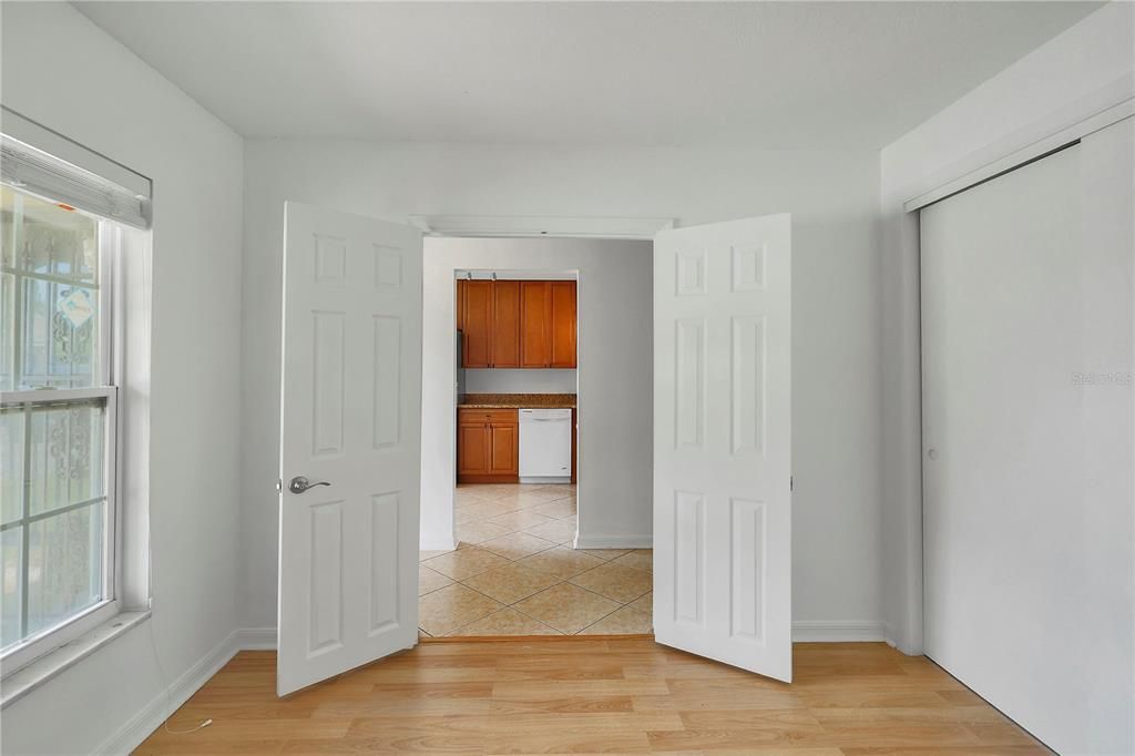 En Venta: $225,000 (3 camas, 2 baños, 1271 Pies cuadrados)