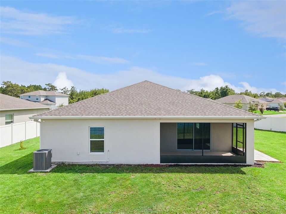 En Venta: $369,900 (4 camas, 3 baños, 2091 Pies cuadrados)