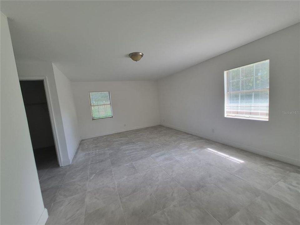 В аренду: $1,799 (5 спален, 3 ванн, 2322 Квадратных фут)