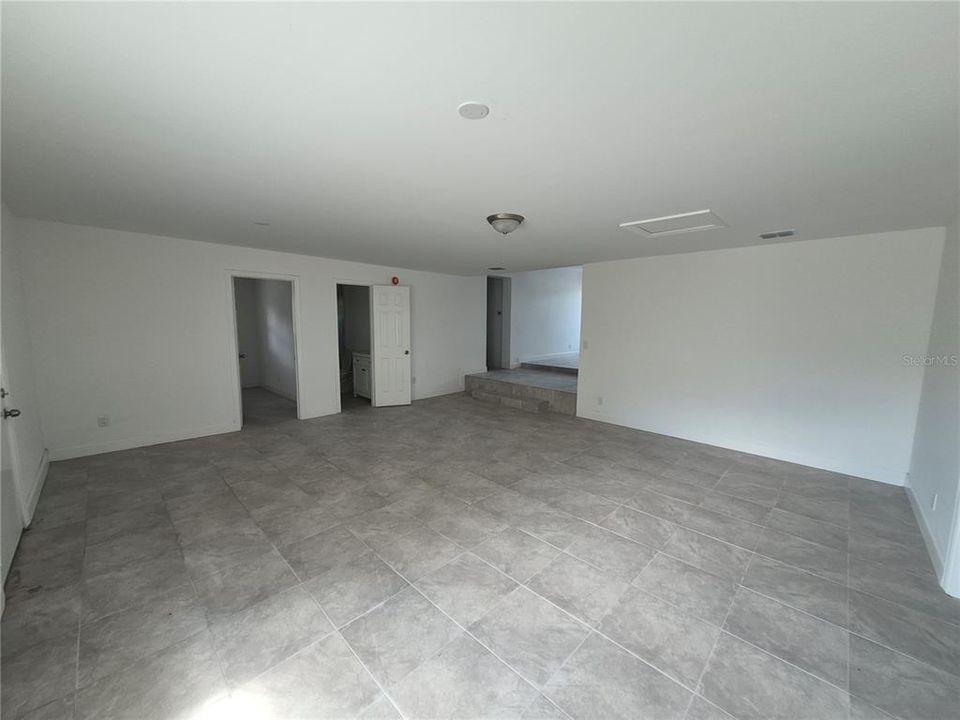В аренду: $1,799 (5 спален, 3 ванн, 2322 Квадратных фут)