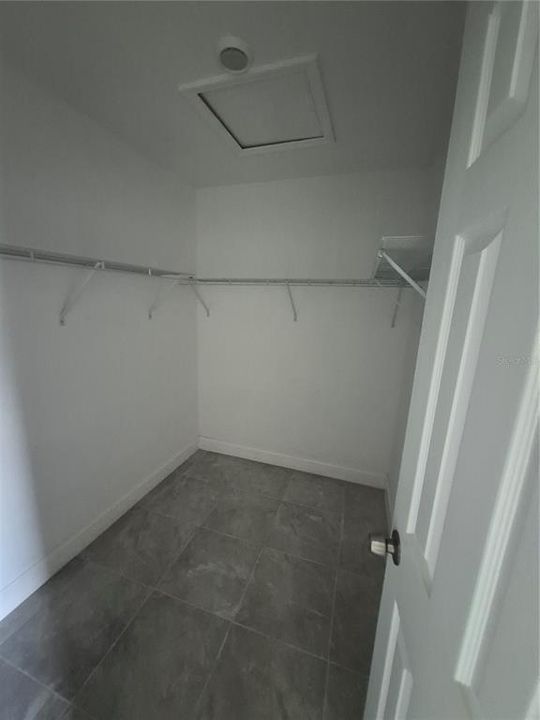 В аренду: $1,799 (5 спален, 3 ванн, 2322 Квадратных фут)