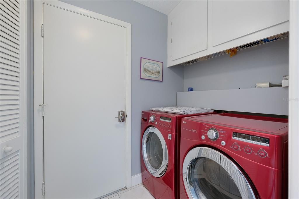 En Venta: $425,000 (3 camas, 2 baños, 1727 Pies cuadrados)