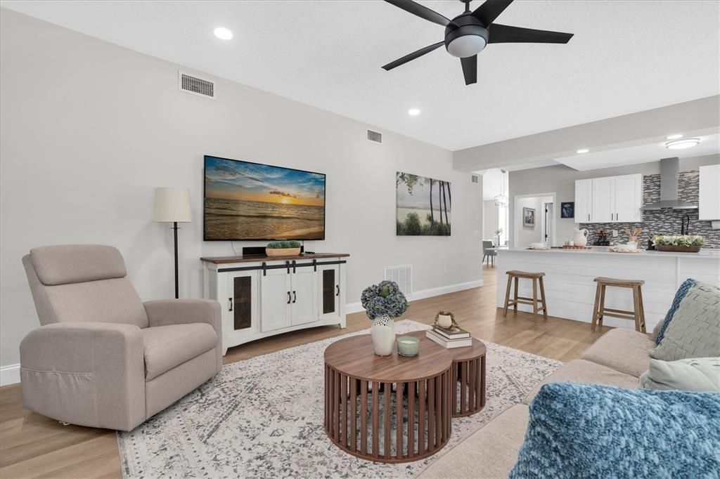 For Sale: $710,000 (4 beds, 3 baths, 3015 Square Feet)