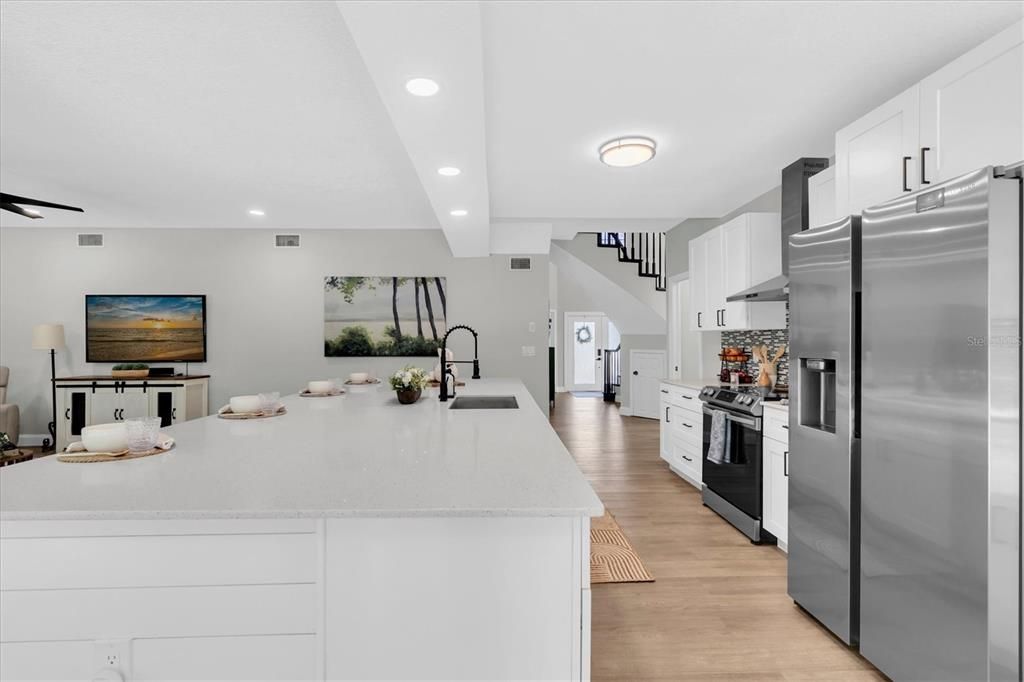 For Sale: $710,000 (4 beds, 3 baths, 3015 Square Feet)