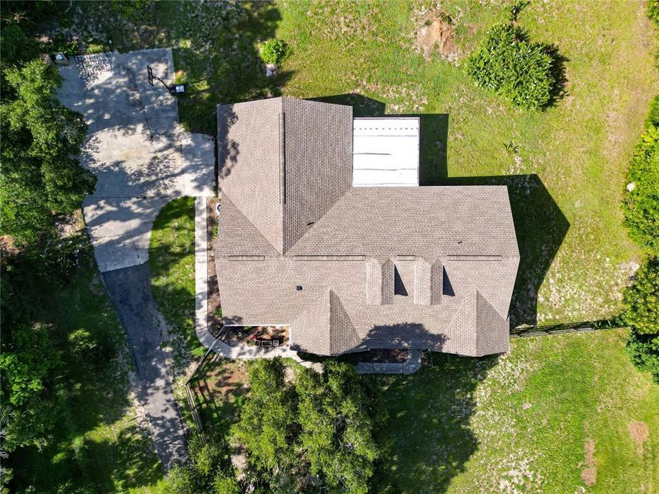 Activo con contrato: $479,000 (4 camas, 2 baños, 2134 Pies cuadrados)