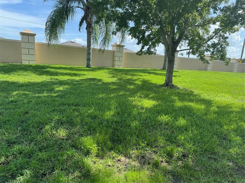 En Venta: $280,000 (3 camas, 2 baños, 1935 Pies cuadrados)