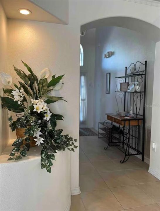 For Rent: $2,600 (4 beds, 2 baths, 1822 Square Feet)