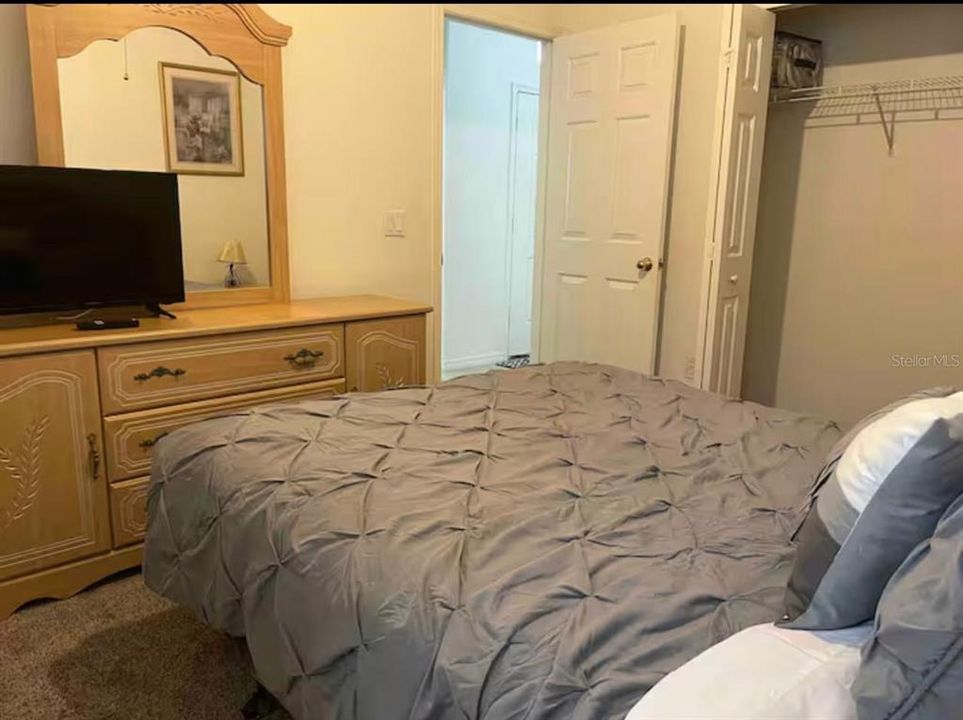 For Rent: $2,600 (4 beds, 2 baths, 1822 Square Feet)