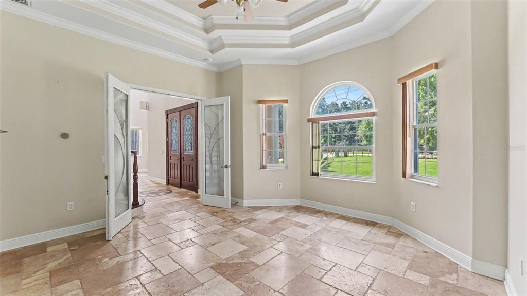 На продажу: $980,000 (5 спален, 3 ванн, 5112 Квадратных фут)