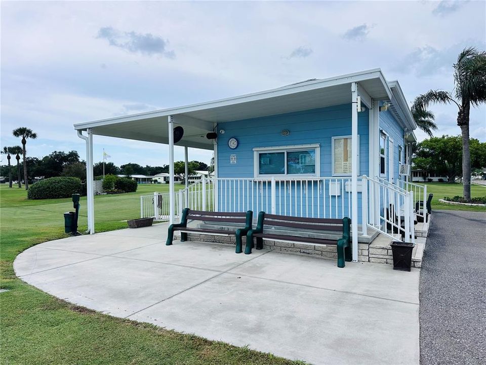For Sale: $179,900 (2 beds, 2 baths, 1005 Square Feet)