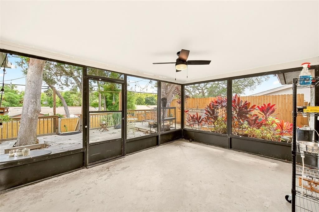 En Venta: $295,000 (2 camas, 2 baños, 1446 Pies cuadrados)