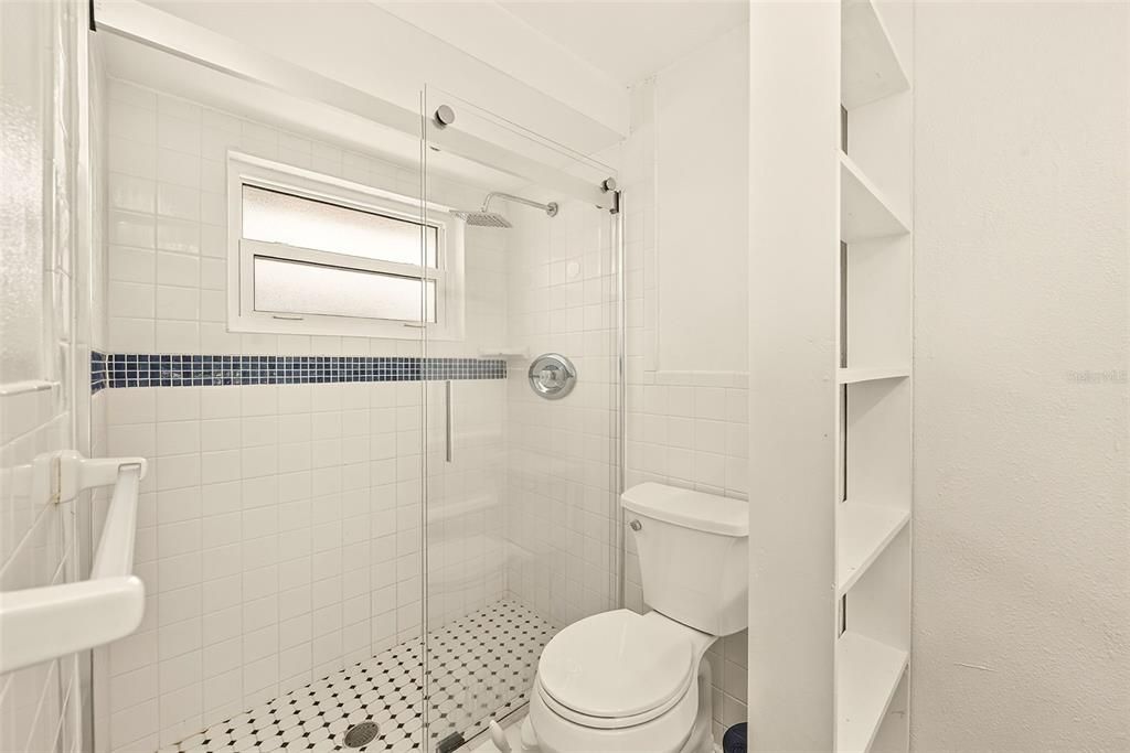 En Venta: $295,000 (2 camas, 2 baños, 1446 Pies cuadrados)