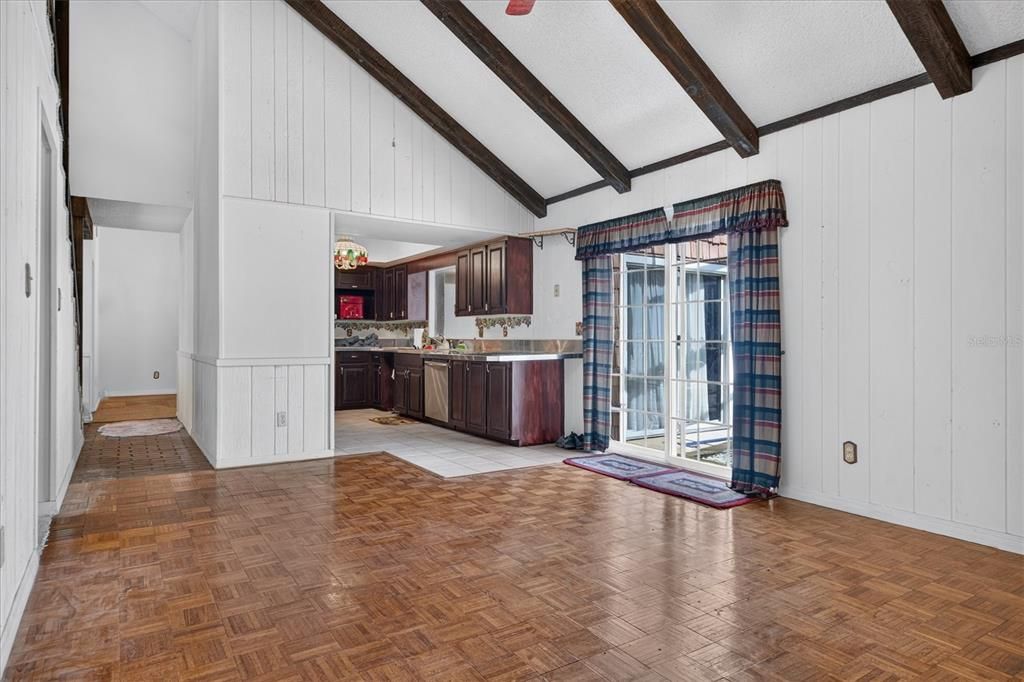 For Sale: $430,000 (4 beds, 3 baths, 2778 Square Feet)