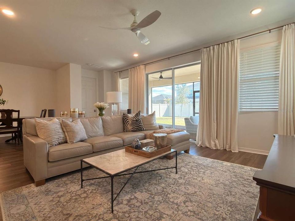 For Sale: $529,900 (3 beds, 2 baths, 2021 Square Feet)