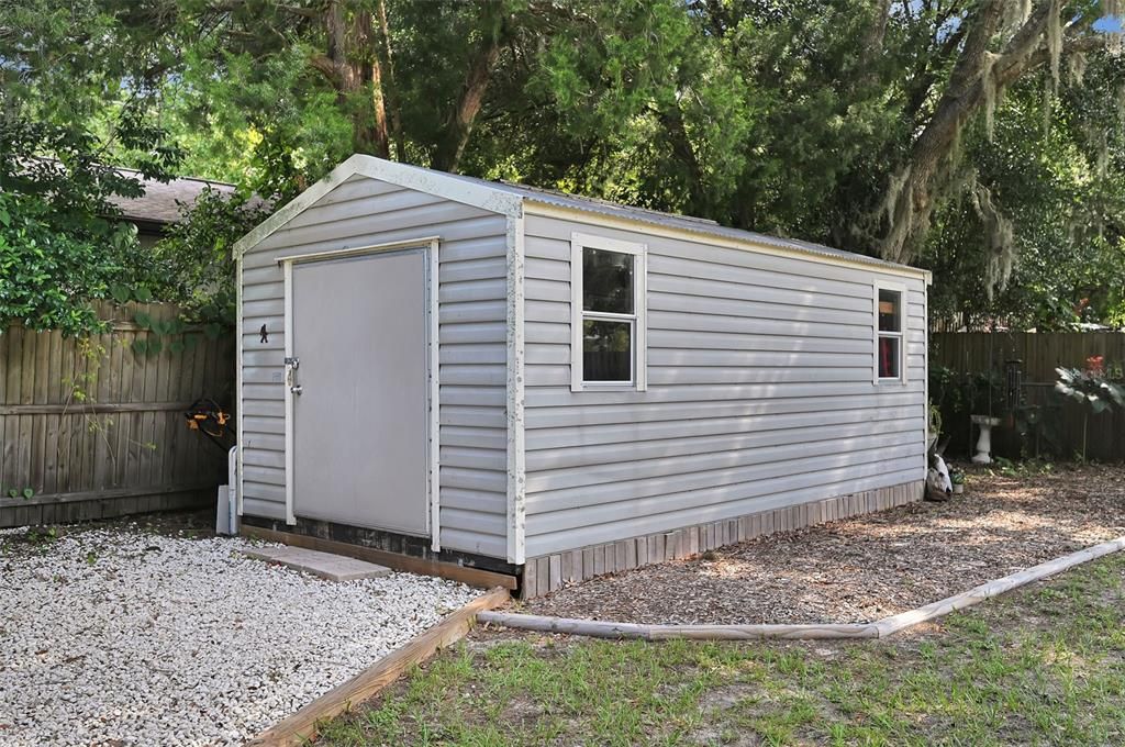 En Venta: $245,000 (3 camas, 2 baños, 1688 Pies cuadrados)