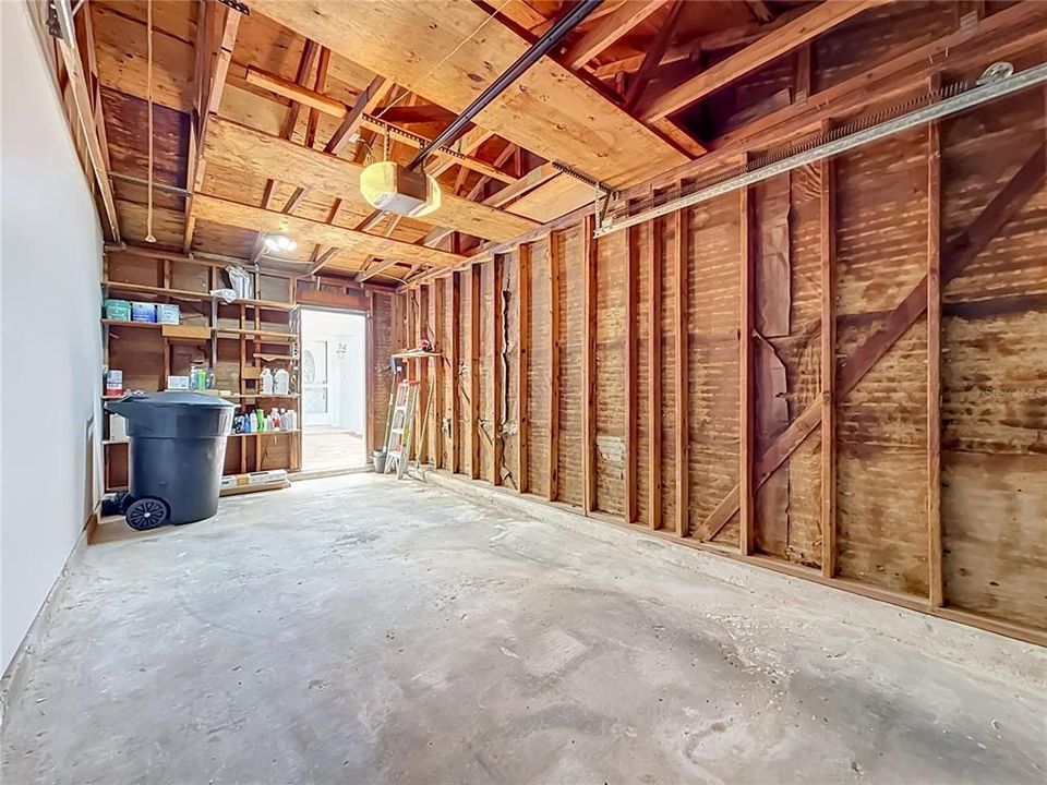 На продажу: $325,000 (4 спален, 2 ванн, 1610 Квадратных фут)