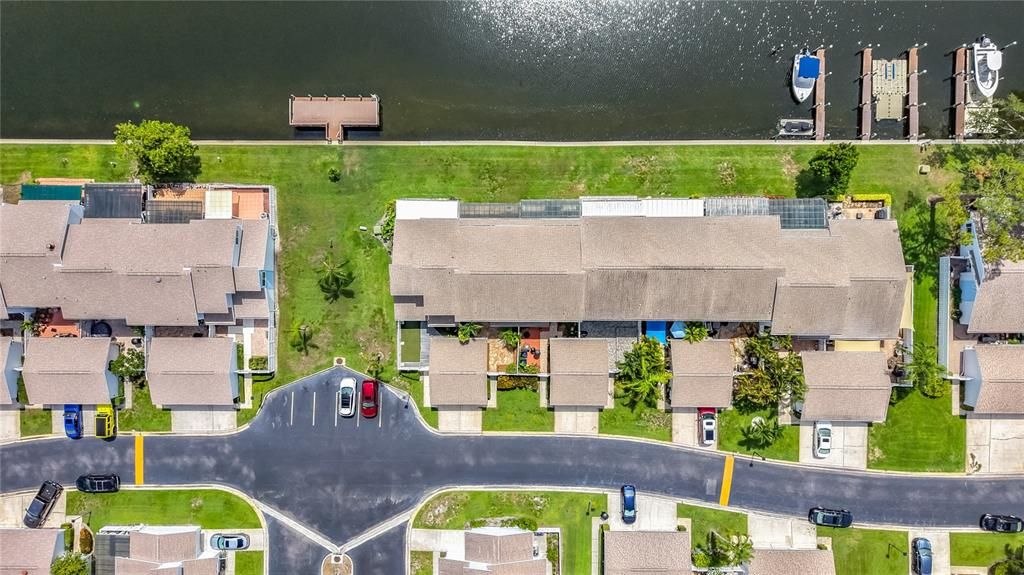 На продажу: $325,000 (4 спален, 2 ванн, 1610 Квадратных фут)