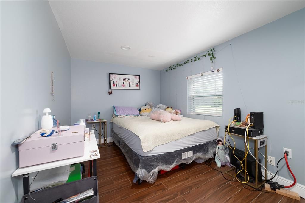 For Sale: $357,000 (4 beds, 2 baths, 2008 Square Feet)