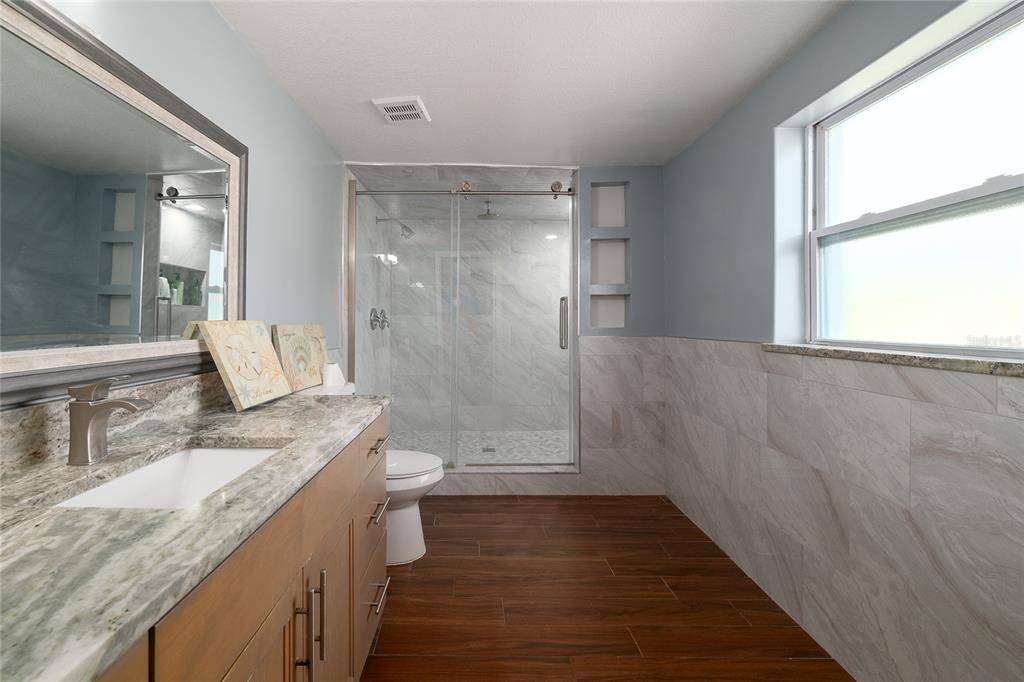 For Sale: $357,000 (4 beds, 2 baths, 2008 Square Feet)