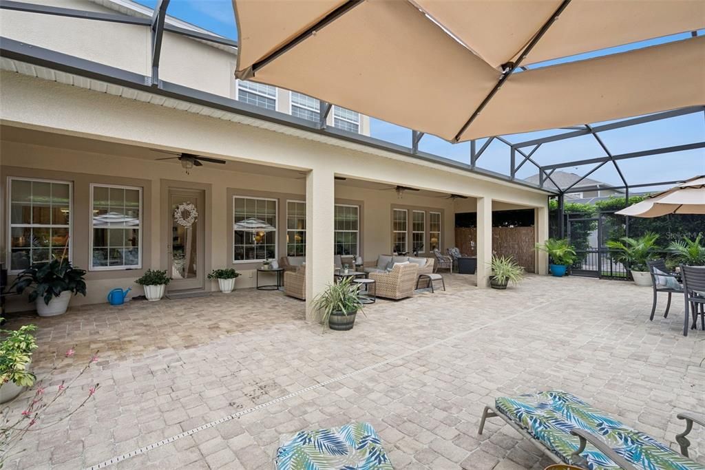 En Venta: $875,000 (5 camas, 3 baños, 3393 Pies cuadrados)