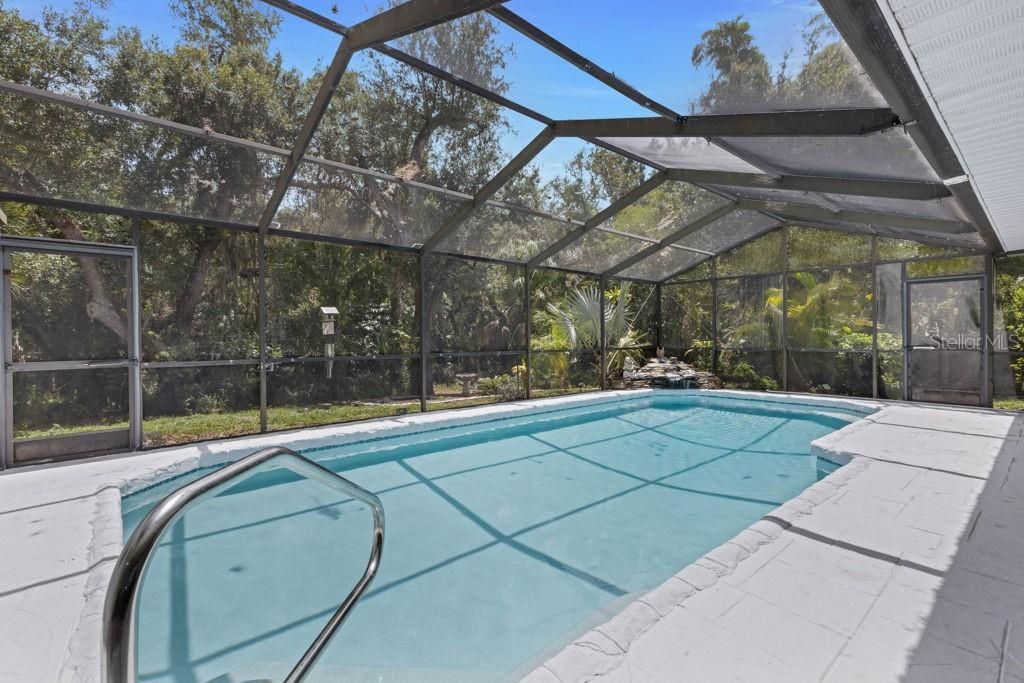 En Venta: $568,000 (3 camas, 2 baños, 2153 Pies cuadrados)