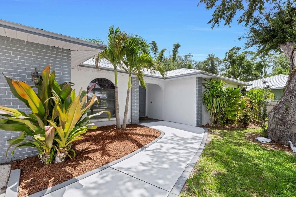 En Venta: $568,000 (3 camas, 2 baños, 2153 Pies cuadrados)