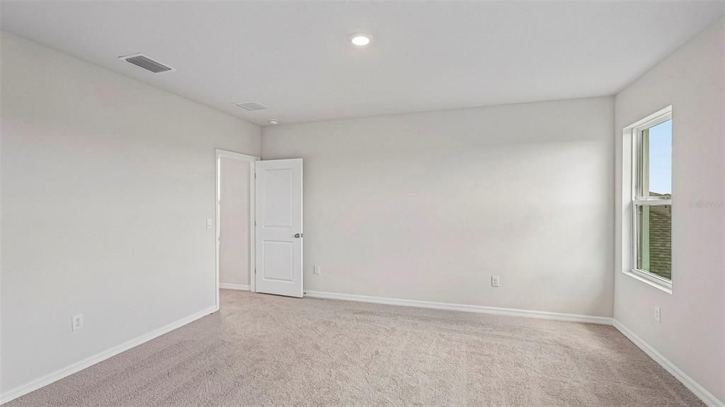 For Sale: $606,990 (5 beds, 3 baths, 2934 Square Feet)
