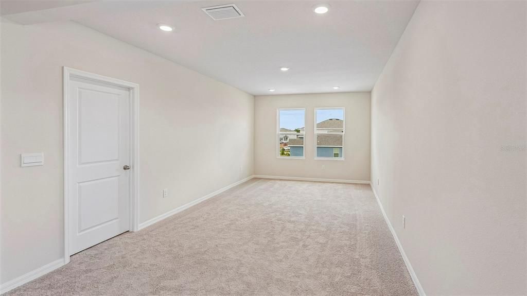 For Sale: $606,990 (5 beds, 3 baths, 2934 Square Feet)