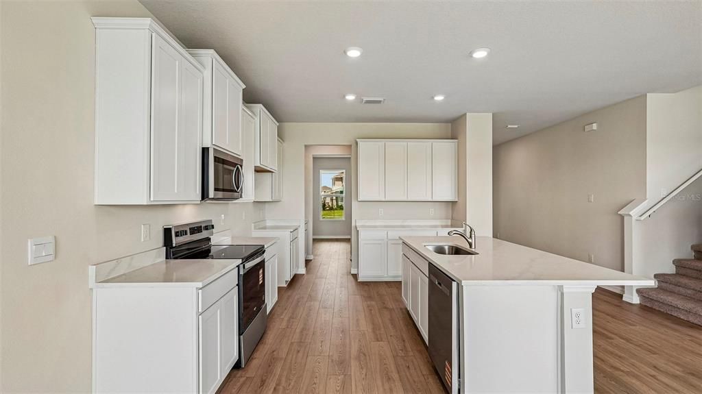 For Sale: $606,990 (5 beds, 3 baths, 2934 Square Feet)