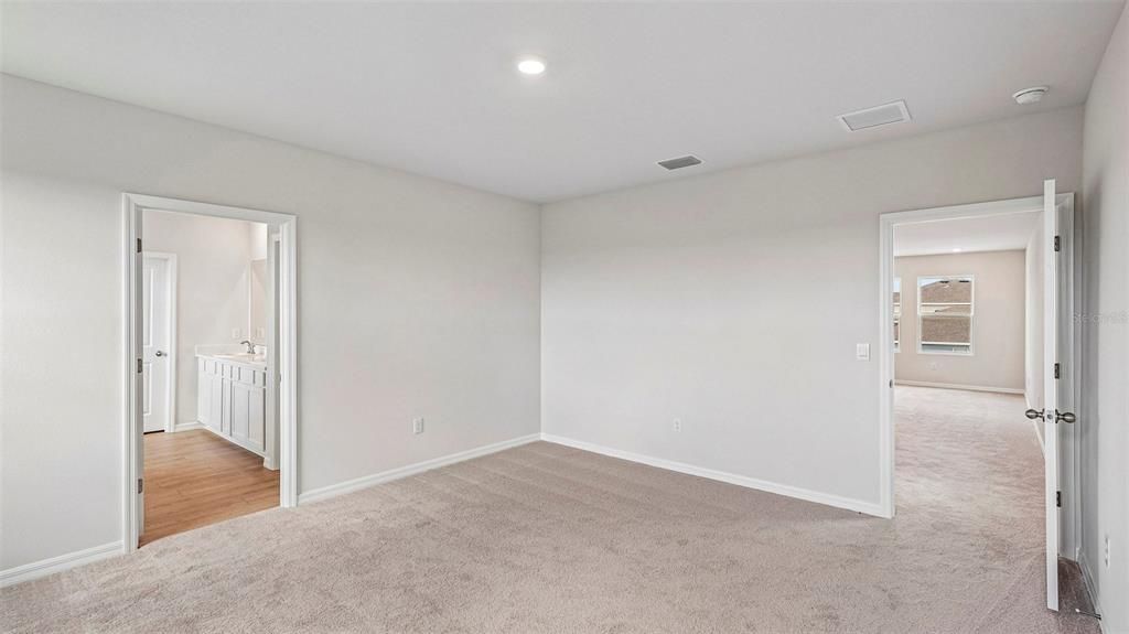 For Sale: $606,990 (5 beds, 3 baths, 2934 Square Feet)